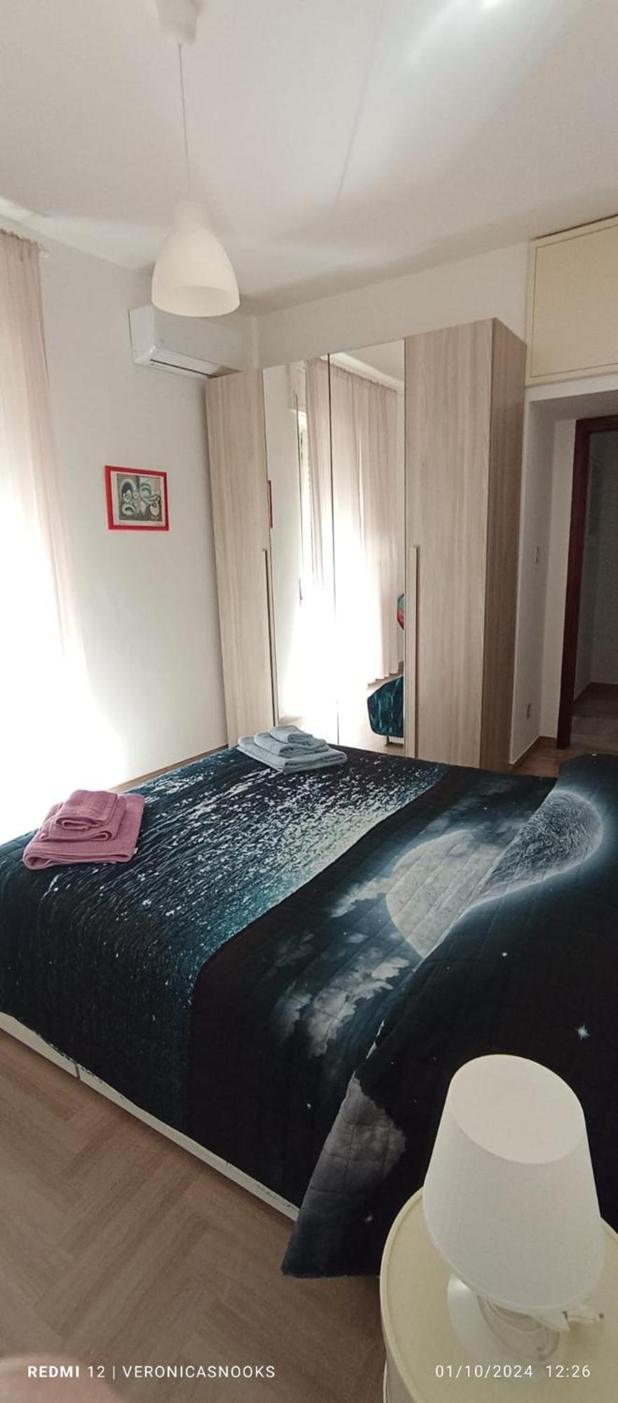 Love House - Apartment On The Beach Pescara Bagian luar foto