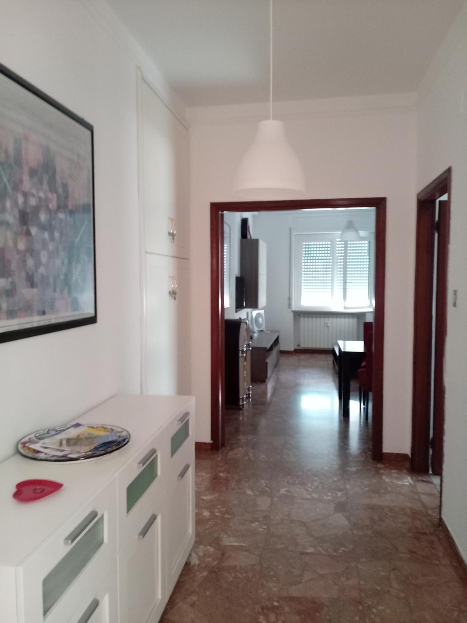 Love House - Apartment On The Beach Pescara Bagian luar foto